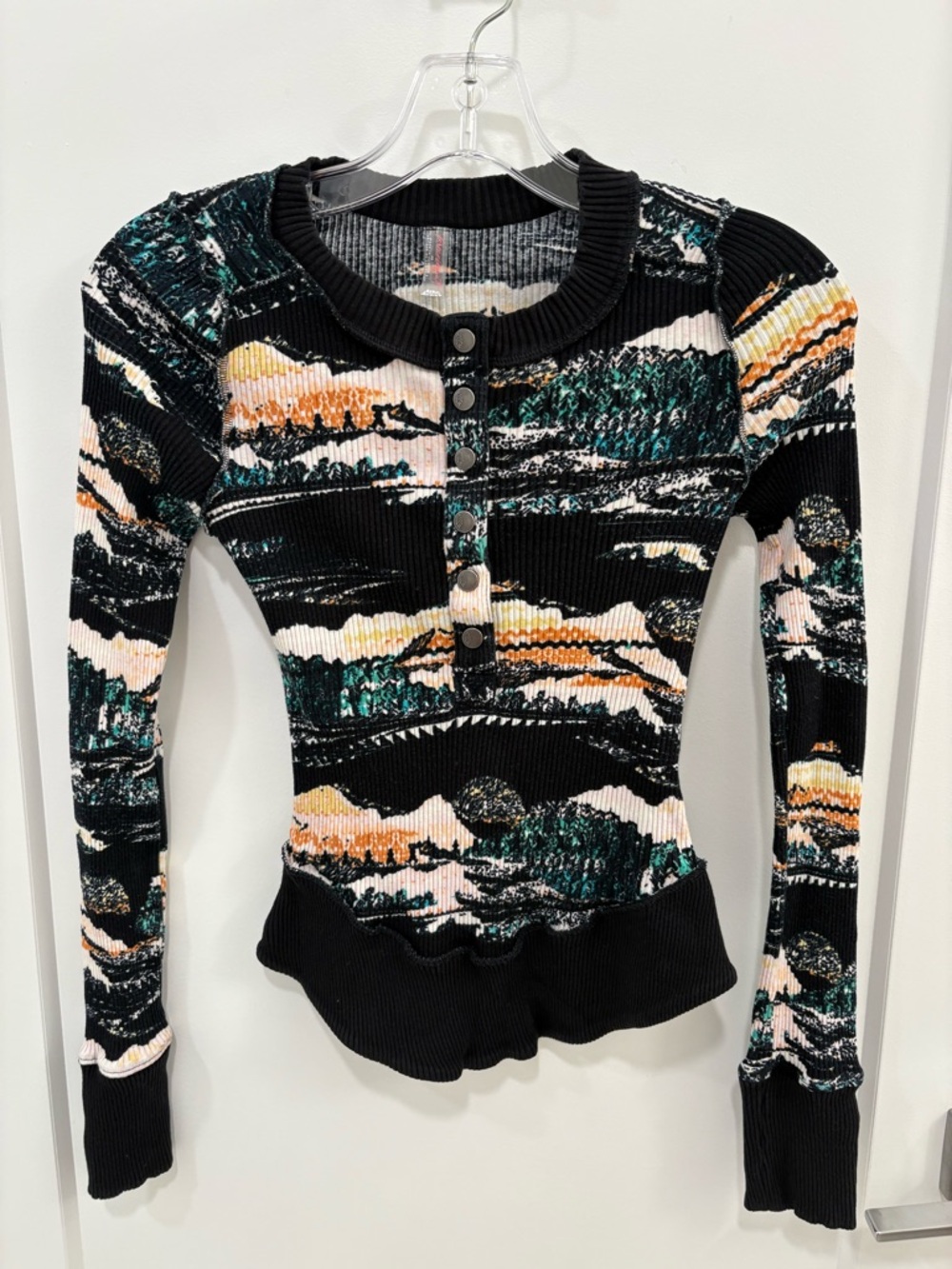 Free People FP Movement Rally Rib Henley Base Ski Layer in Black Diamond Size XS - Picture 2 of 12
